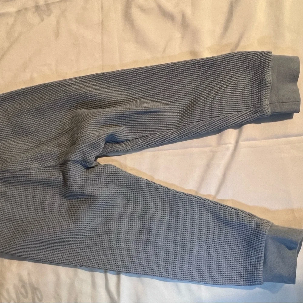 H&M Light Blue Waffled Cotton Set in Size 2T